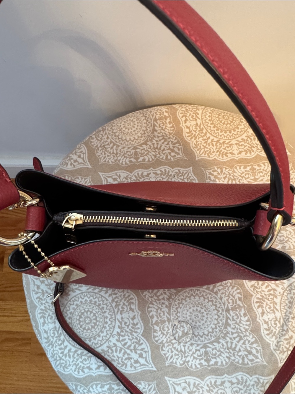 Coach Red Pebbled Leather Crossbody Bucket Bag - Picture 4 of 4